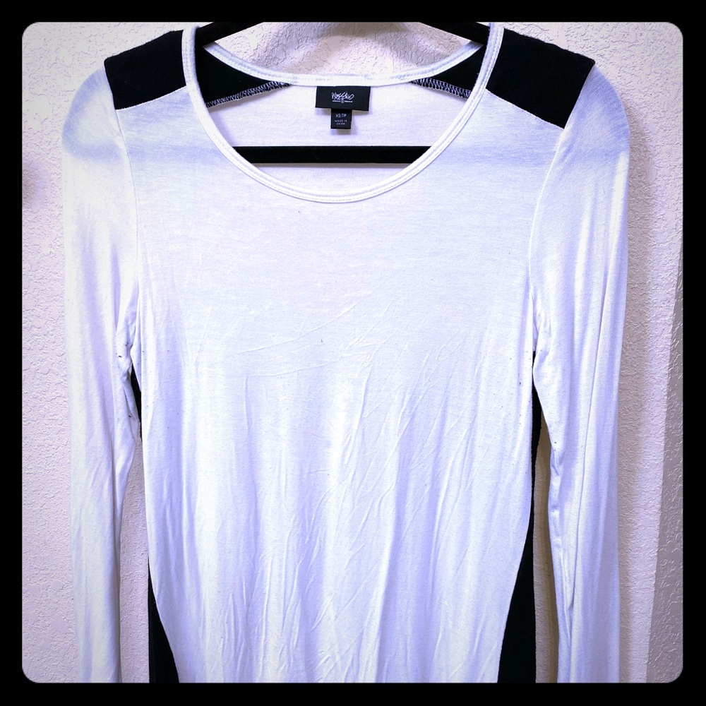 Mossimo White Long Sleeve Tee